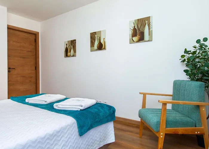 B55 - Santo Amaro Hill Apartment