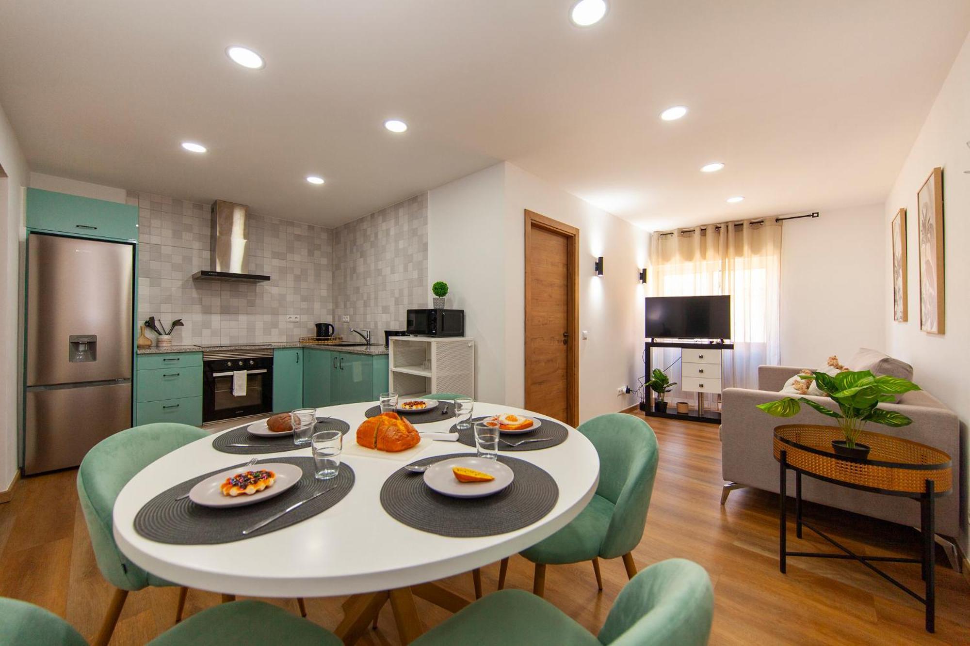 B55 - Santo Amaro Hill Apartment *