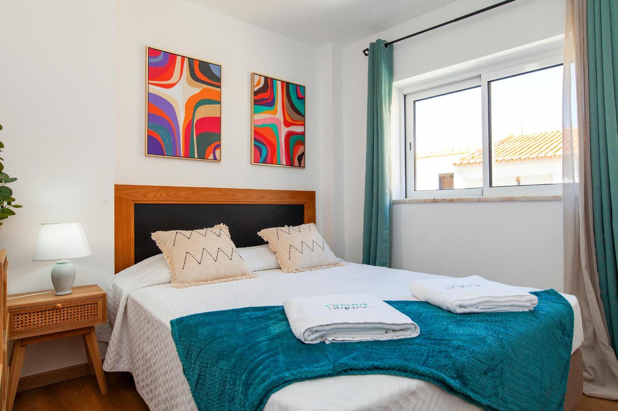 B55 - Santo Amaro Hill Apartment *